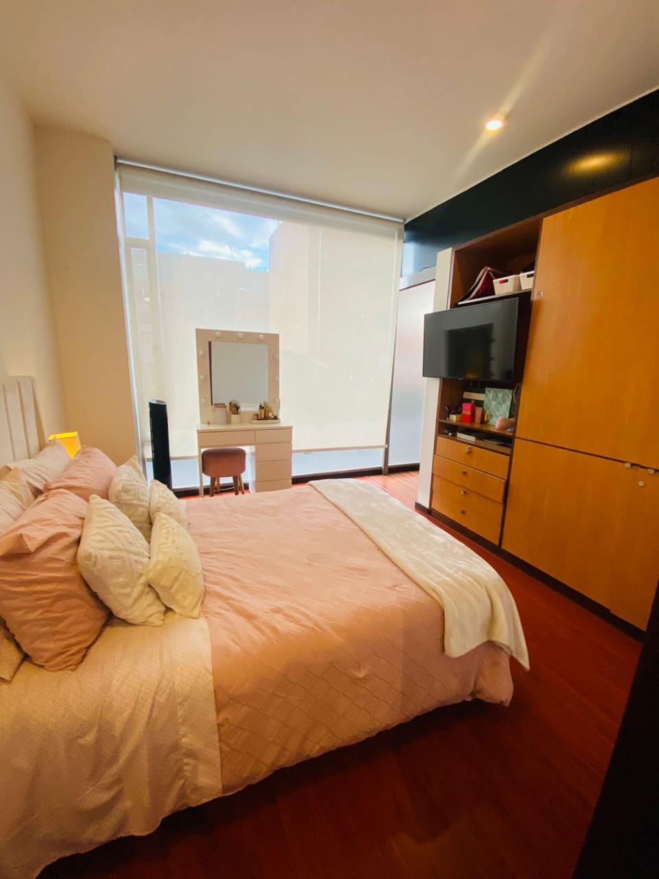 Cra. 9a #96-21, Bogotá - imagen 4