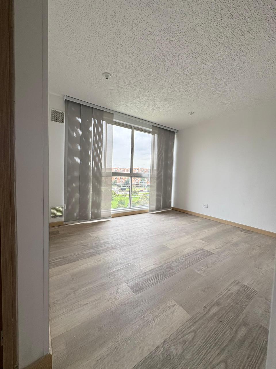 Av Ciudad de Cali #17-96, Bogotá, Colombia - imagen 17