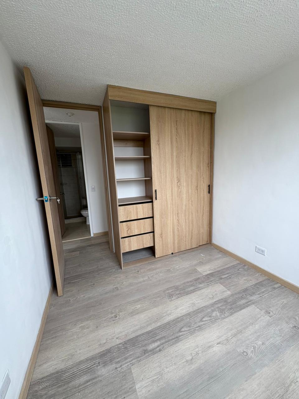 Av Ciudad de Cali #17-96, Bogotá, Colombia - imagen 4