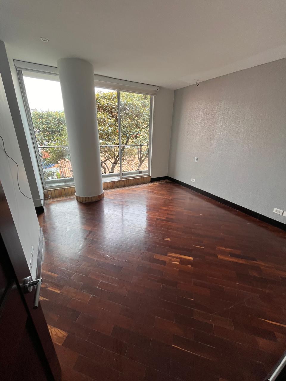 Calle 127 #17A-80 - imagen 13