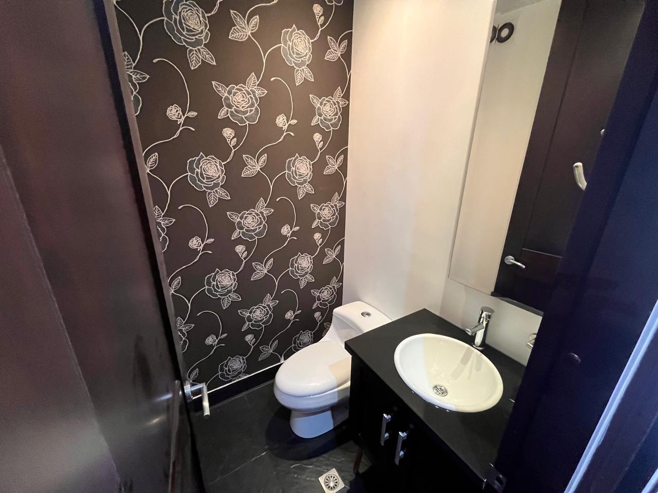 Calle 127 #17A-80 - imagen 11