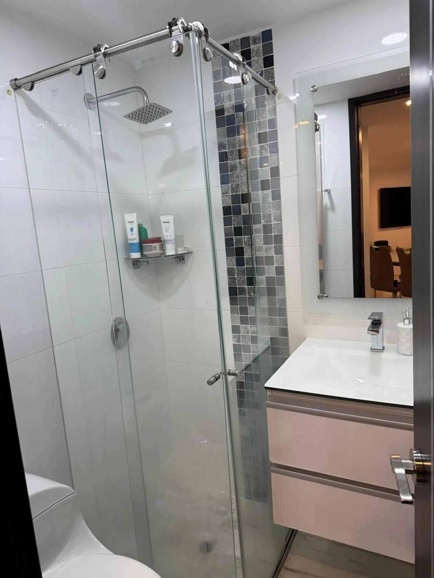 Calle 77 #1, Bogotá, Bogotá, Colombia - imagen 18