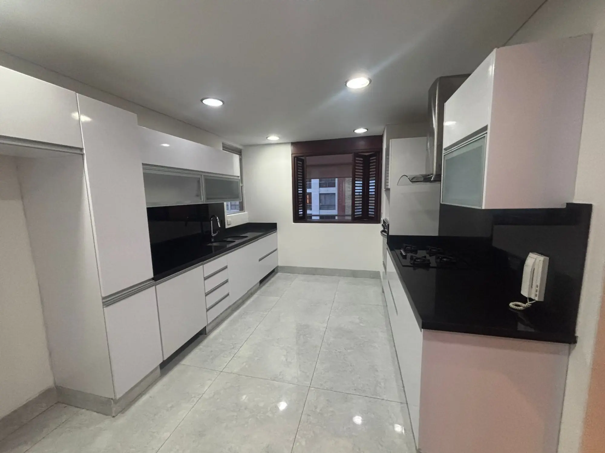 Calle 120 #15a-63 - imagen 9