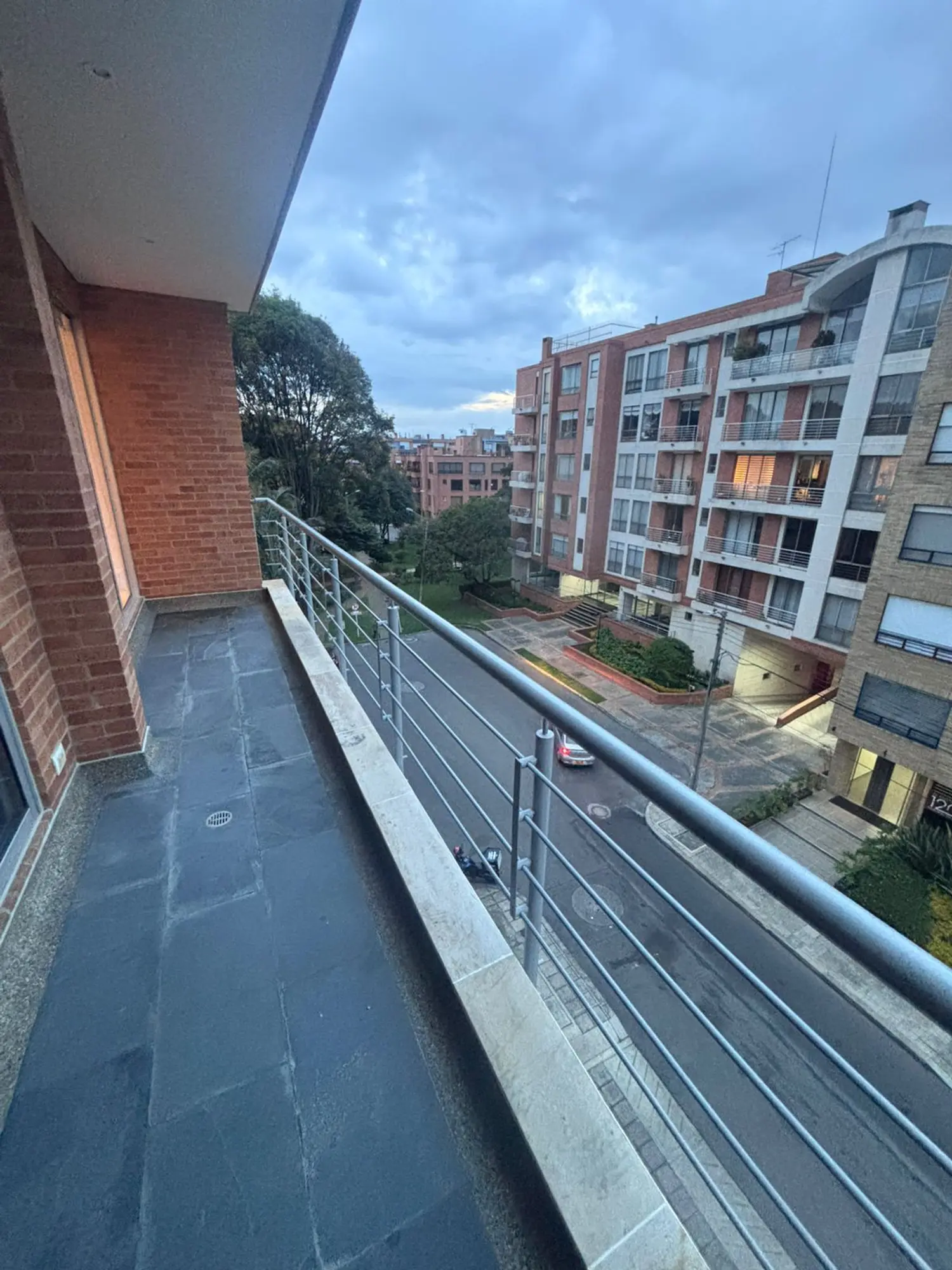 Calle 120 #15a-63 - imagen 3